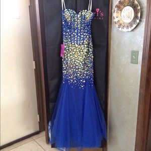 Riva Designer Prom dress