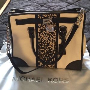 Michael Kors Black and White Hamilton
