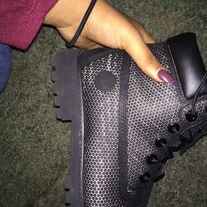 Black fish net timberlands