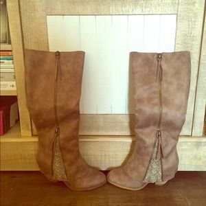 Sweet stepping Boots