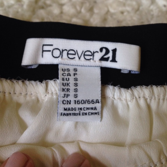 Skirt - Picture 3 of 4