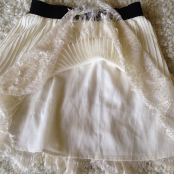 Skirt - Picture 4 of 4