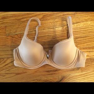 Body by Victoria lined Demi bra. Size 34C