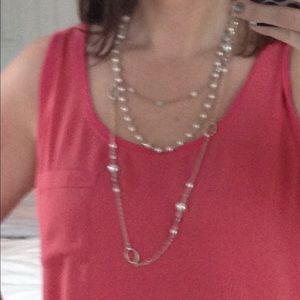 Three layered pearl necklace