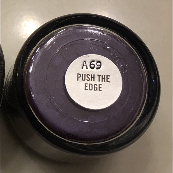 Mac Pigment Push The Edge