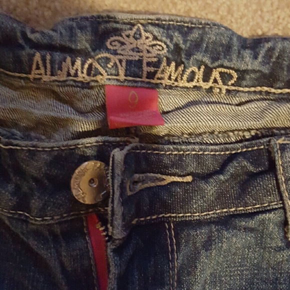 Jeans - Picture 2 of 4