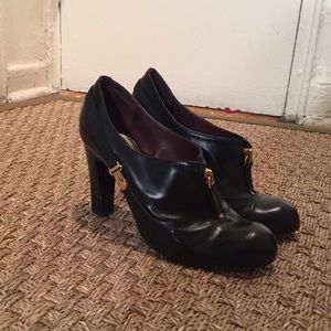 Viktor & Rolf Designer Closed Toe Heels Italy 37.5