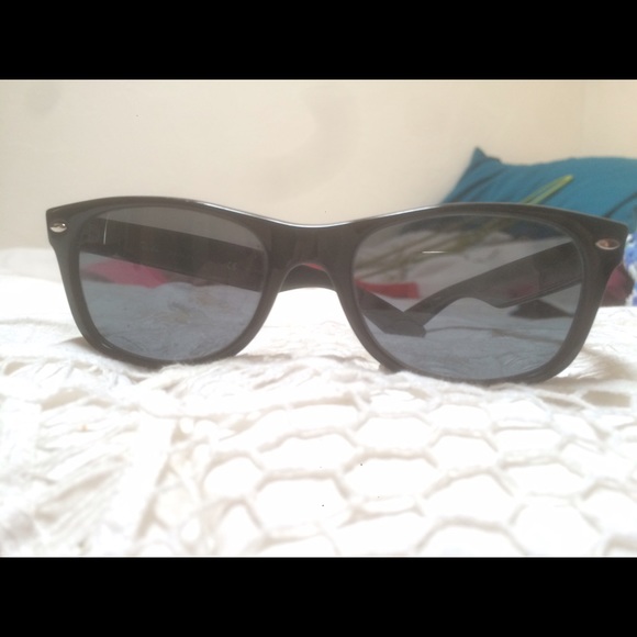 Polarized Ray bans