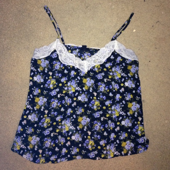 Navy tank with flowers with white lace trim