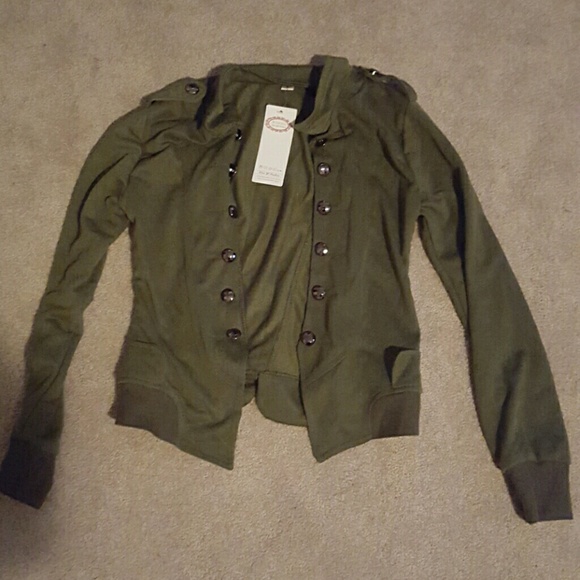 Military style top