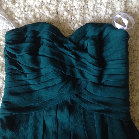 Dress - Picture 2 of 4