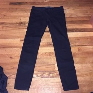 Black American Eagle Skinny Jeans
