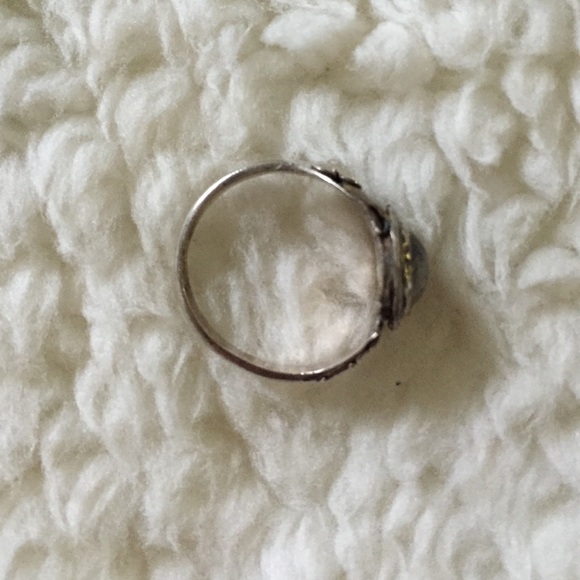 XX SOLD XX Vintage Sterling Silver Moonstone Ring - Picture 3 of 4