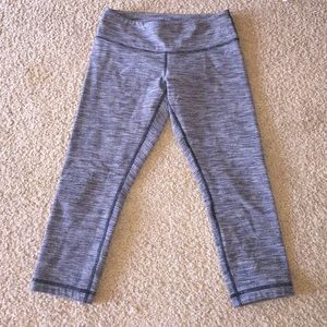 Lululemon crops
