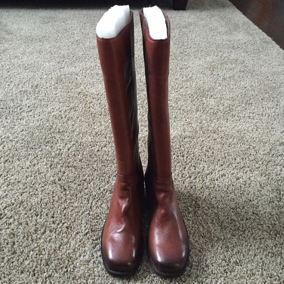 Brown lucky brand boots - Picture 2 of 3