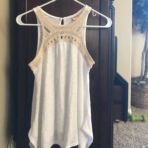 White tank