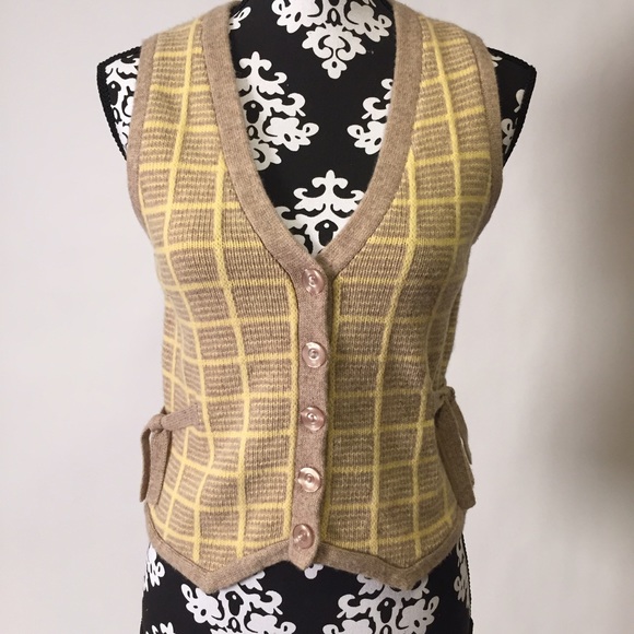 Vintage-style sweater vest.