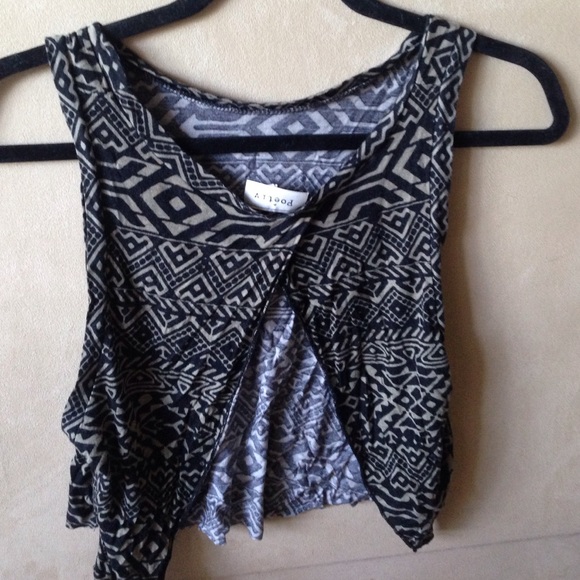 Crop top - Picture 2 of 4