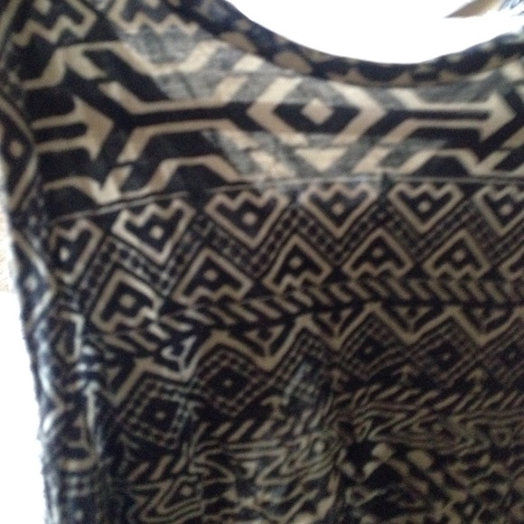 Crop top - Picture 4 of 4