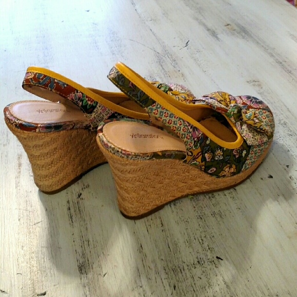 Xhilaration Wedges