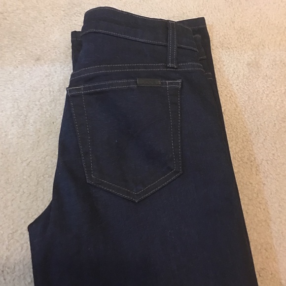💥💥💥💥CLEARANCE JOE'S JEANS WITH STRETCH - Picture 1 of 4