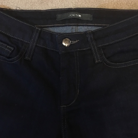 💥💥💥💥CLEARANCE JOE'S JEANS WITH STRETCH - Picture 2 of 4