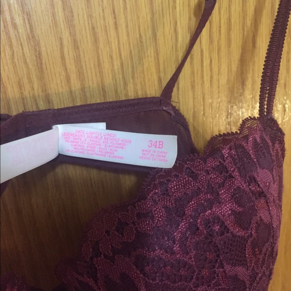 Victoria Secret PINK The Date Bra - Picture 2 of 2