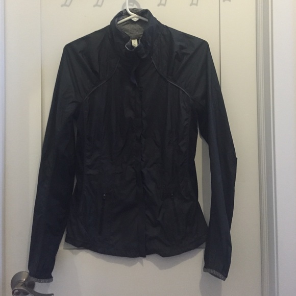 Lululemon black running jacket