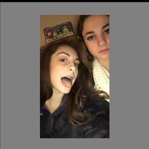 Meet your Posher, Vanessa