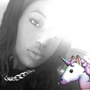 Meet your Posher, Shatara