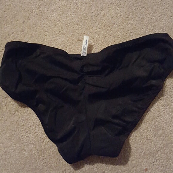 Bikini bottoms - Picture 2 of 3