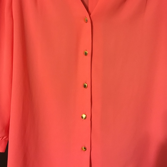 Pink button down - Picture 2 of 3