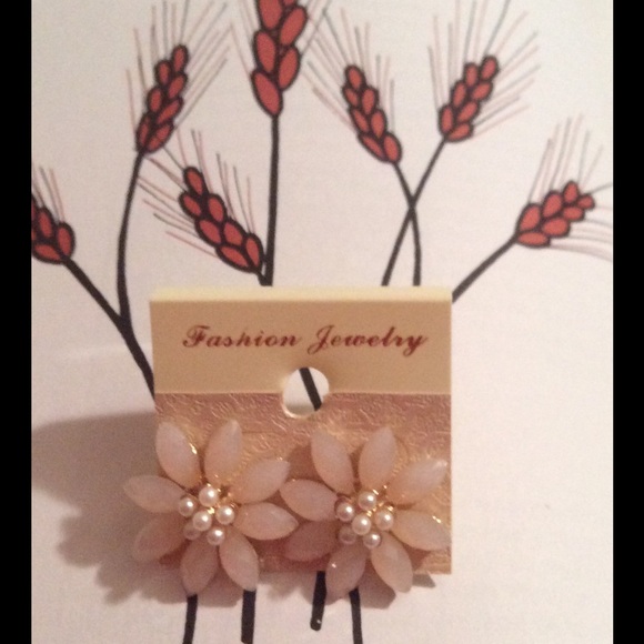 Sold - Picture 2 of 4