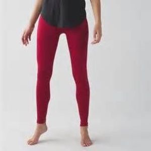 Lululemon Zone-In tight. NWOT size 4