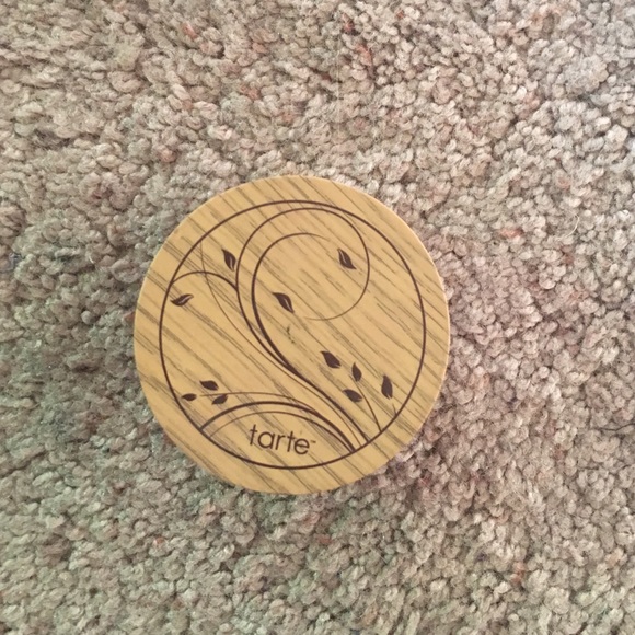 Tarte Amazonian clay powder foundation