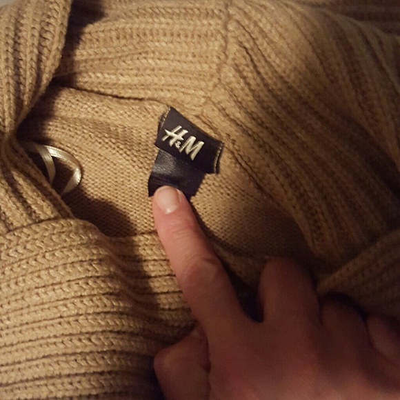 Sweater - Picture 2 of 3