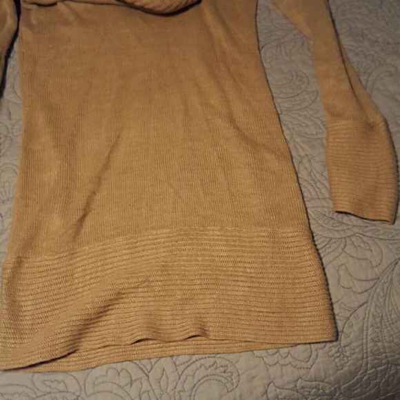 Sweater - Picture 3 of 3