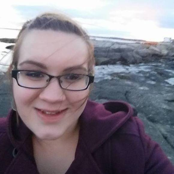 Meet your Posher, Kailey - Picture 1 of 1