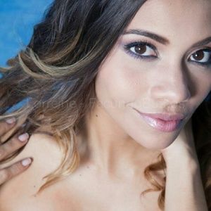 Meet your Posher, Loraine