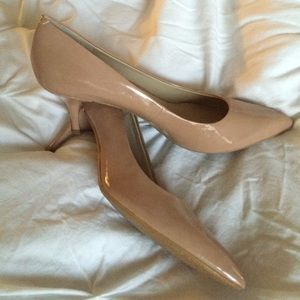 Nude Nine West Heels