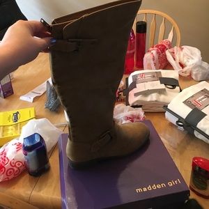 Madden girl boots size 10