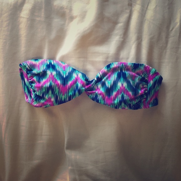 Twisted tie dye bandeau bikini top