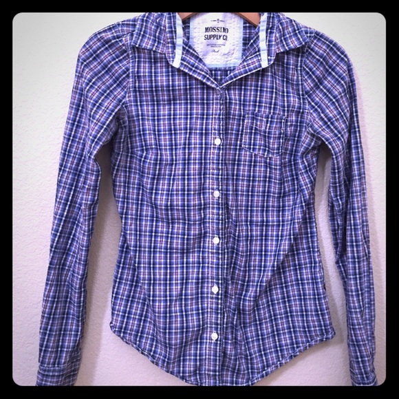Super cute plaid striped button up! 💙❤️ - Picture 1 of 2