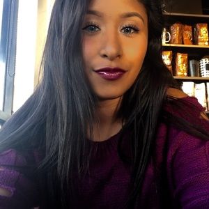 Meet your Posher, Jenavy