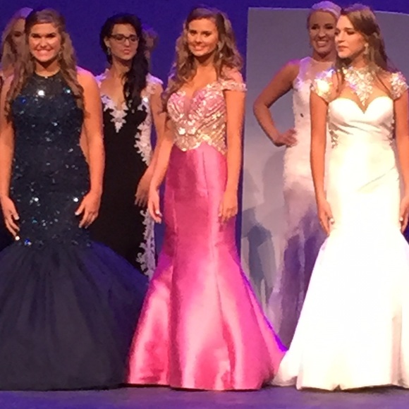 One of a kind Rachel Allen dress - Picture 2 of 3