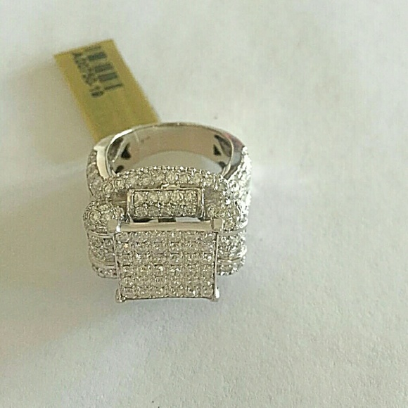 Diamond & gold cocktail ring