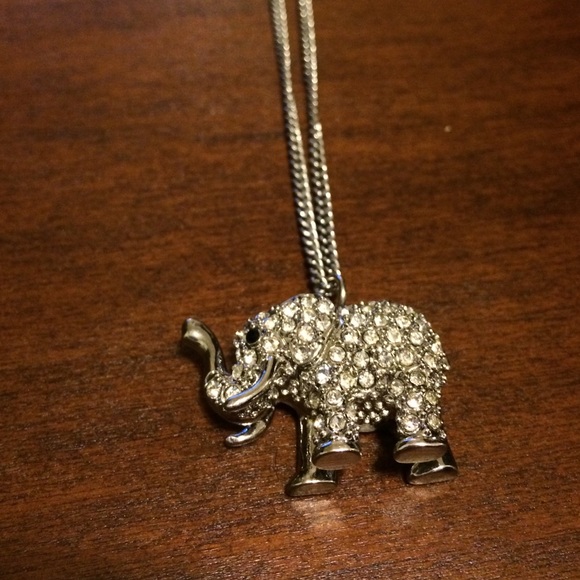 Diamond elephant necklace - Picture 1 of 1