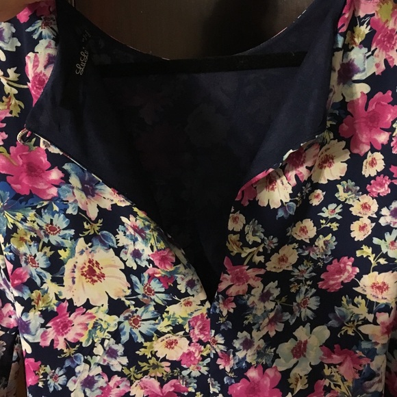 Floral dress - Picture 3 of 3