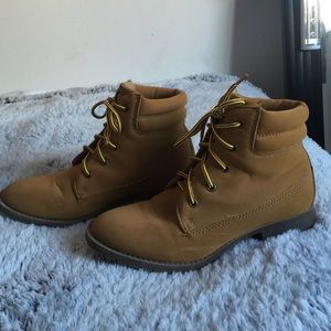 Olsenboye ankle boots