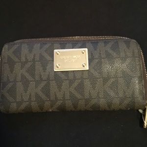 Michael Kors wallet